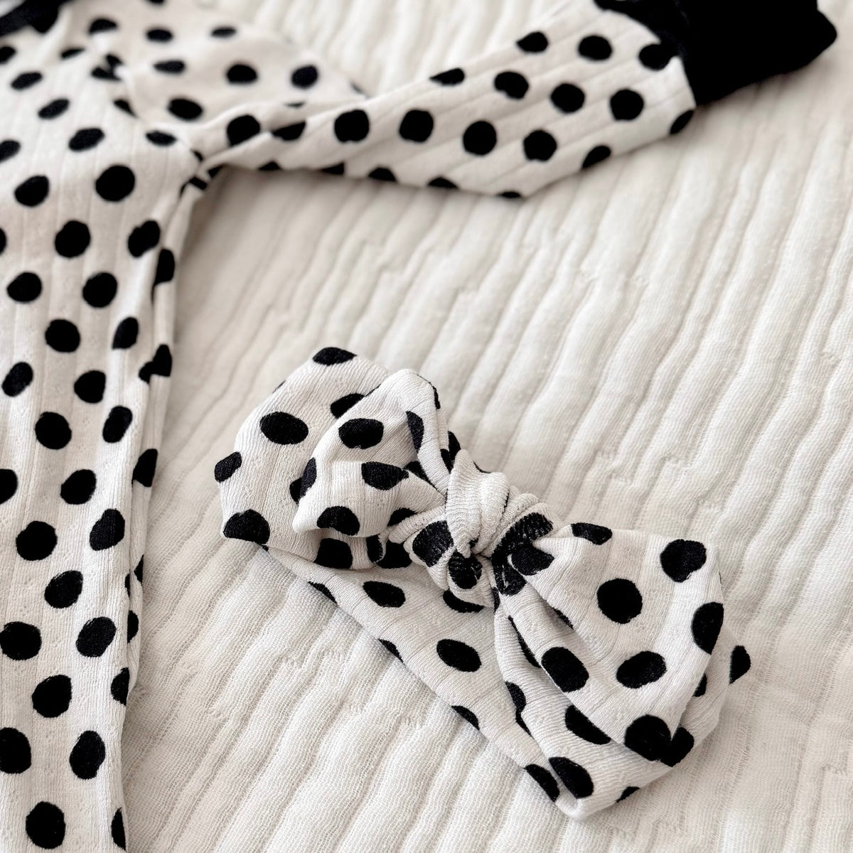 POLKA DOTS • baby headwrap