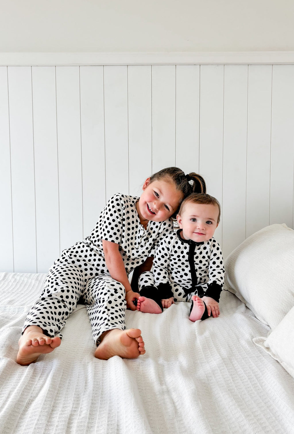 POLKA DOTS • baby pointelle zipper pajama (one-piece)