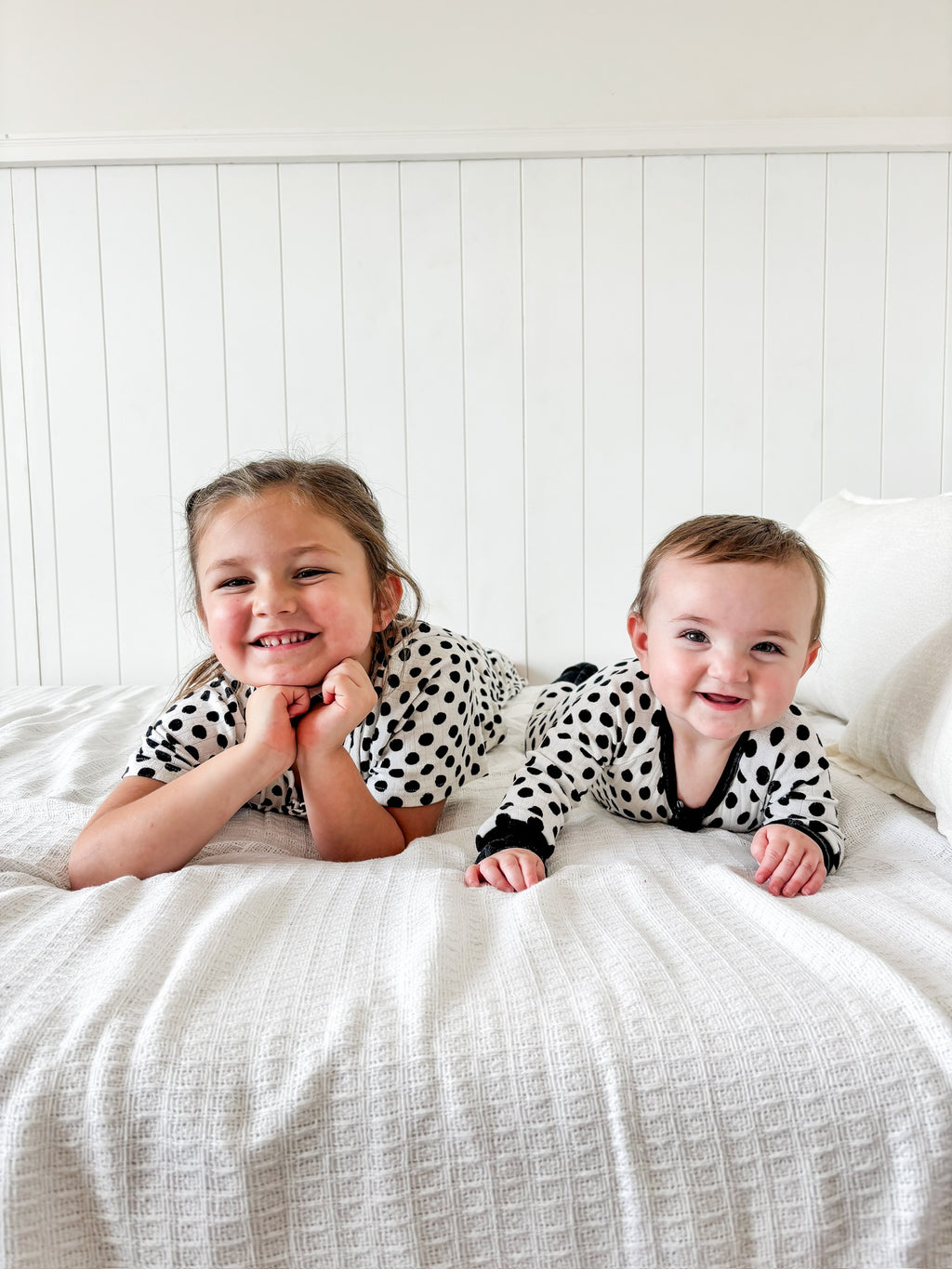 POLKA DOTS • baby pointelle zipper pajama (one-piece)