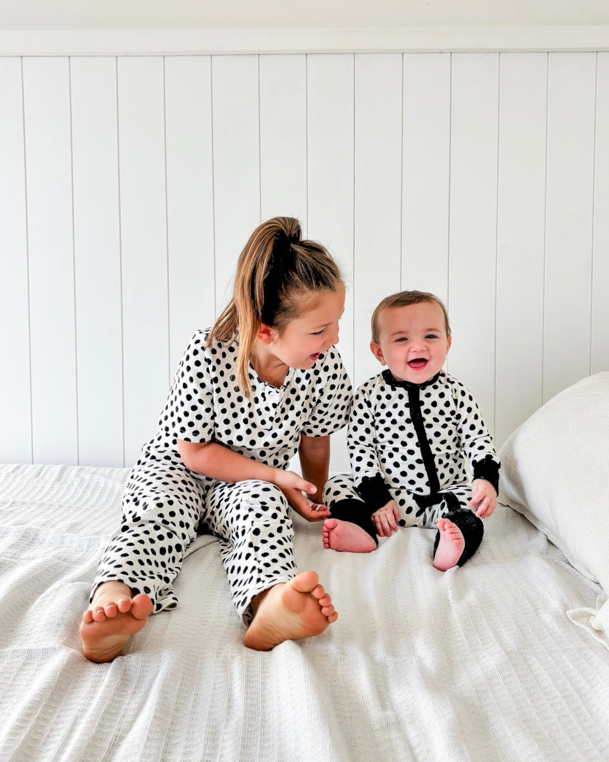 POLKA DOTS • baby pointelle zipper pajama (one-piece)