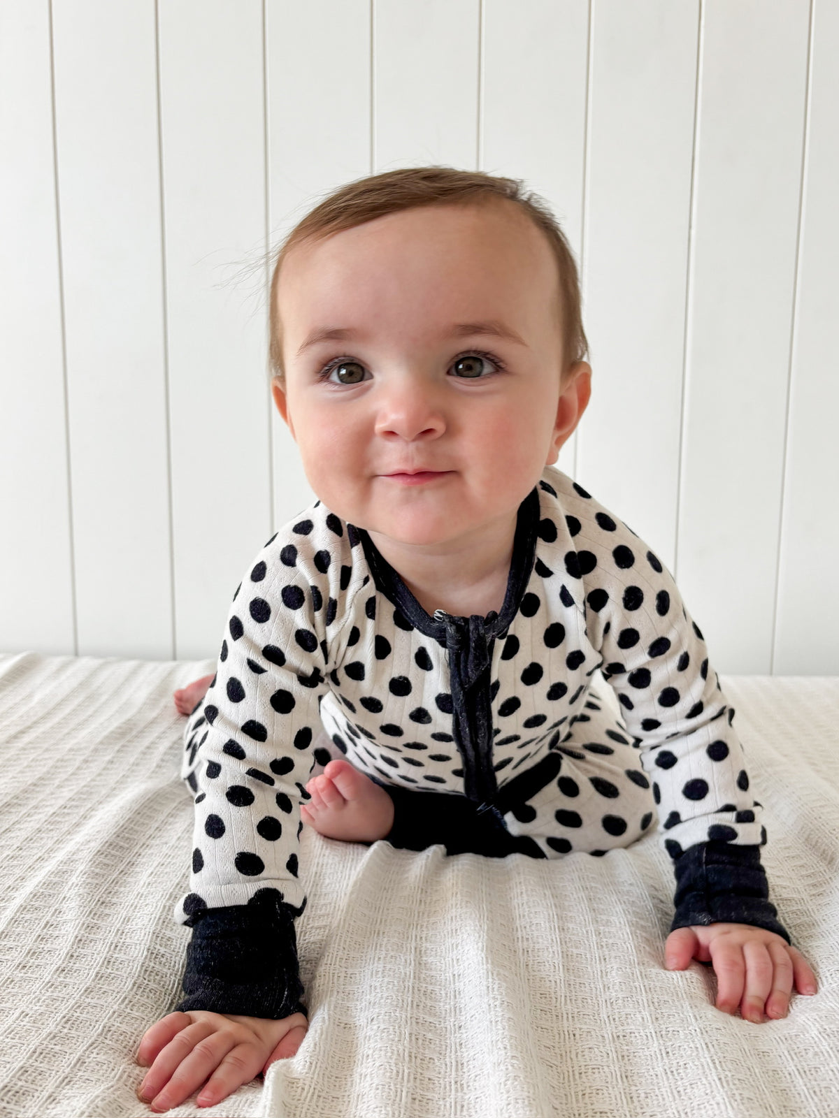 POLKA DOTS • baby pointelle zipper pajama (one-piece)