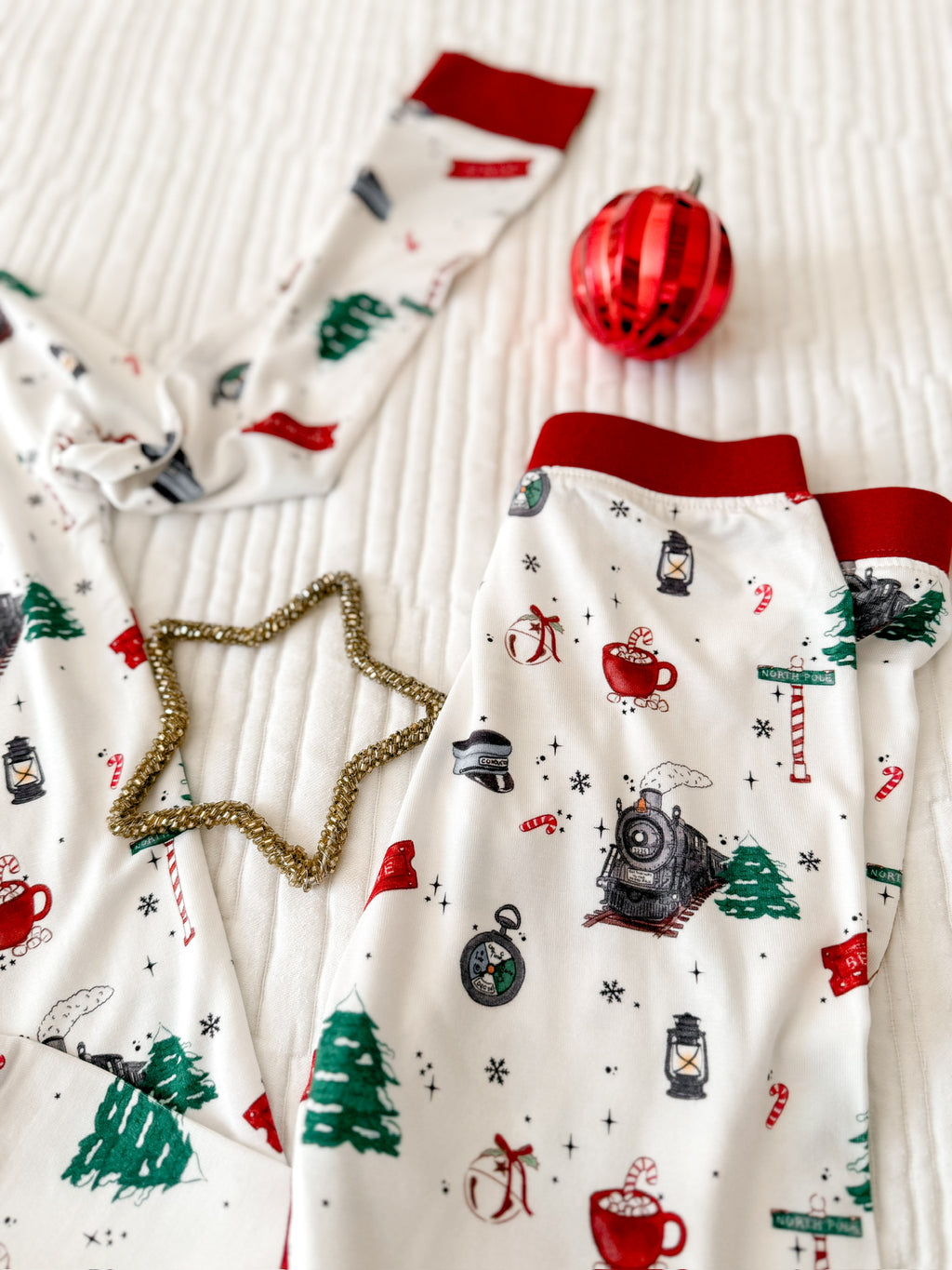 CHRISTMAS TRAIN • sherpa blanket